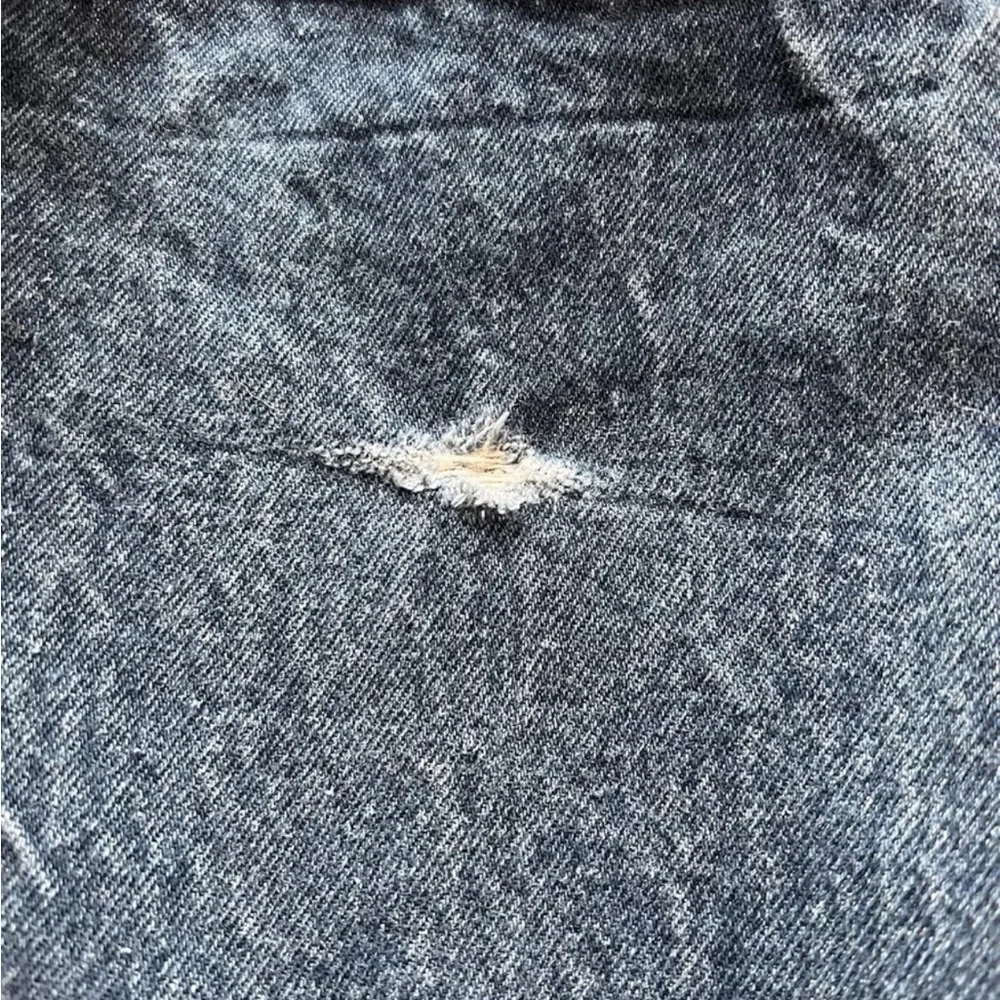 Levi's Men’s 501 Jeans tag 36 X 30 (actual 32 X 28) Indigo blue